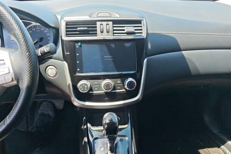 Used Nissan Tiida 2024 1.6L CVT Smart Drive Edition Audio And AC Panel