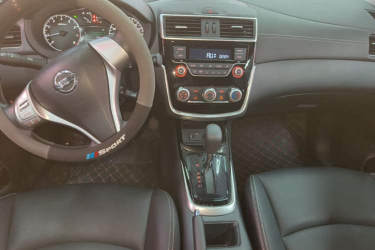 Used Nissan Tiida 2024 1.6L CVT Cool Dynamic Edition Audio And AC Panel