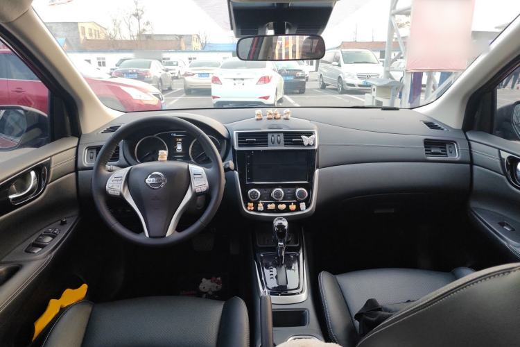 Used Nissan Tiida 2024 1.6L CVT Smart Drive Edition Center Console