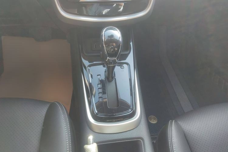 Used Nissan Tiida 2024 1.6L CVT Smart Drive Edition Gear Lever
