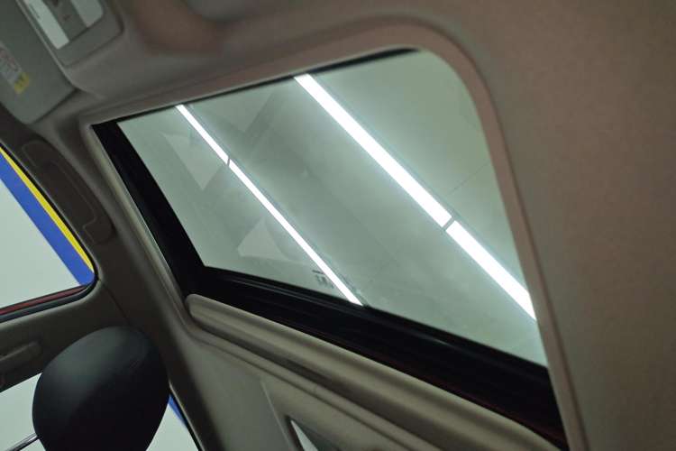 Used Nissan Tiida 2024 1.6L CVT Cool Dynamic Edition Headliner