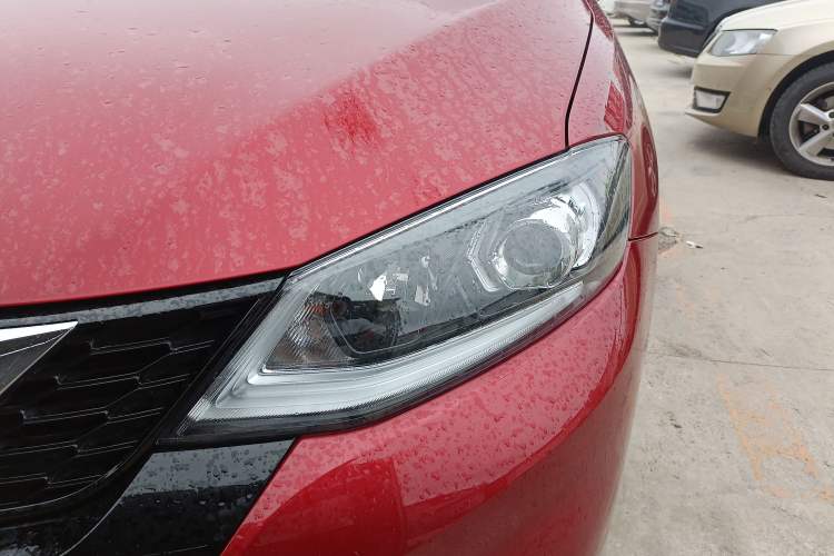 Used Nissan Tiida 2024 1.6L CVT Smart Drive Edition Left Front Headlight
