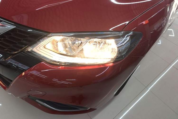 Used Nissan Tiida 2024 1.6L CVT Cool Dynamic Edition Left Front Headlight