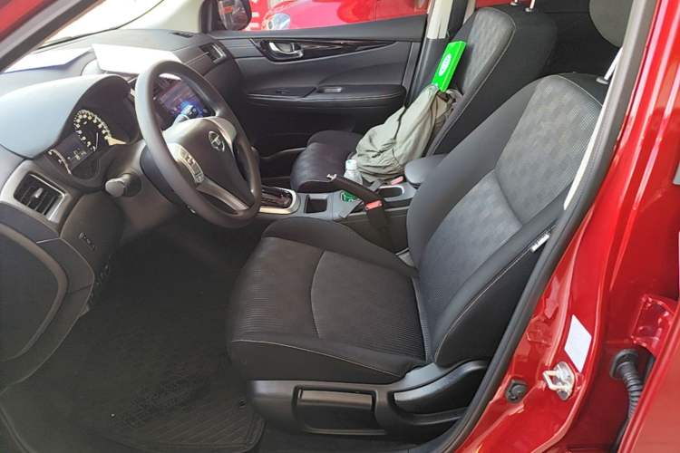 Used Nissan Tiida 2024 1.6L CVT Cool Dynamic Edition Left Front Seat