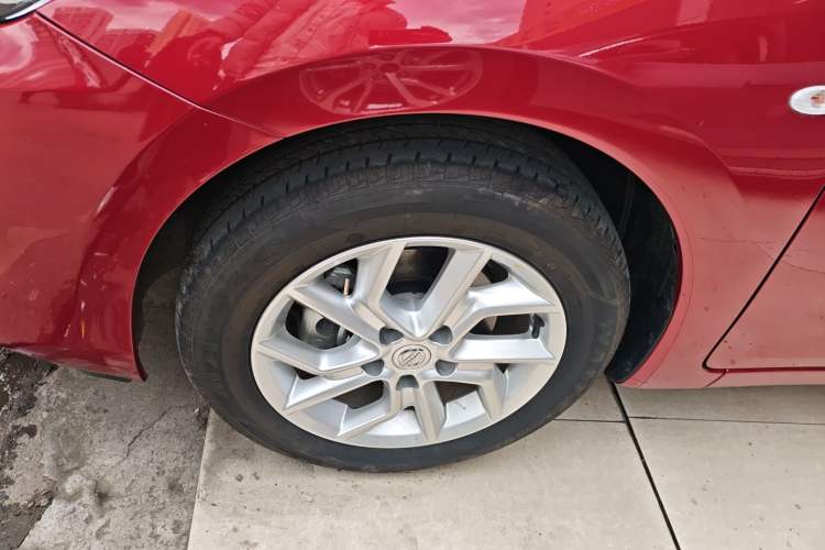 Used Nissan Tiida 2024 1.6L CVT Cool Dynamic Edition Left Front Wheel Hub