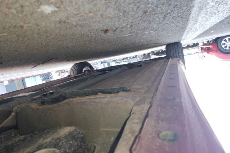 Used Nissan Tiida 2024 1.6L CVT Smart Drive Edition Left Side Sill