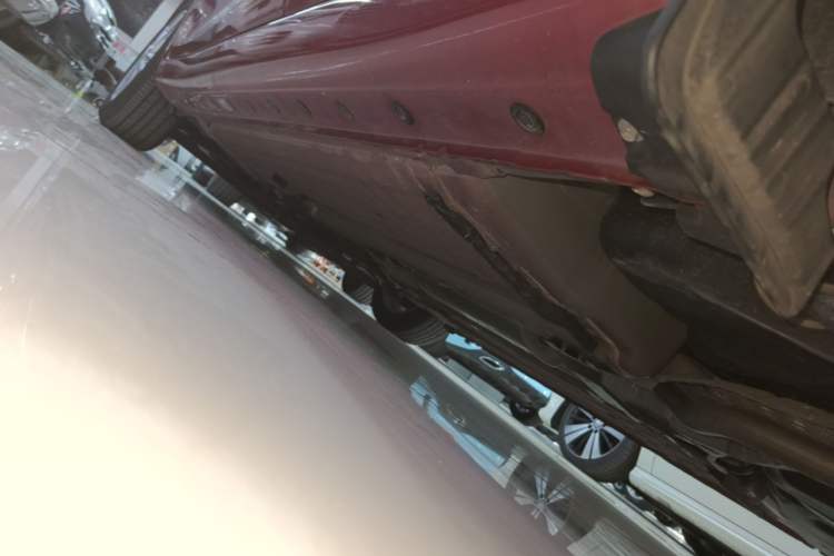 Used Nissan Tiida 2024 1.6L CVT Cool Dynamic Edition Left Side Sill