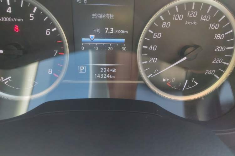 Used Nissan Tiida 2024 1.6L CVT Smart Drive Edition Odometer Close Up