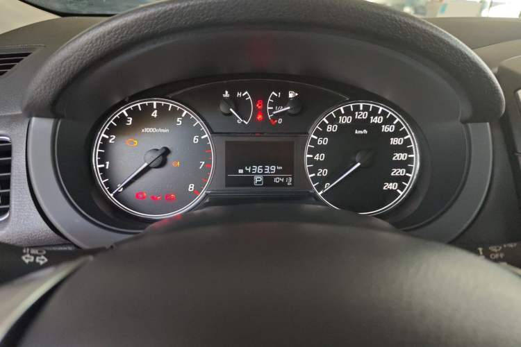 Used Nissan Tiida 2024 1.6L CVT Cool Dynamic Edition Odometer Close Up