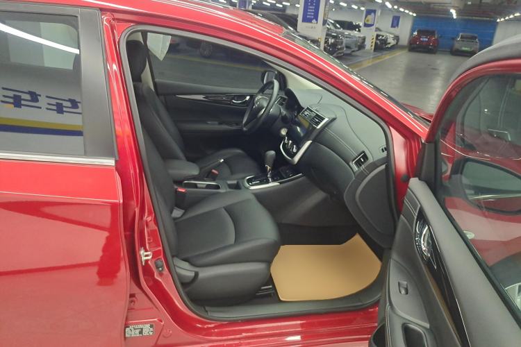 Used Nissan Tiida 2024 1.6L CVT Cool Dynamic Edition Right Front Seat