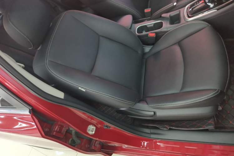 Used Nissan Tiida 2024 1.6L CVT Cool Dynamic Edition Right Front Seat