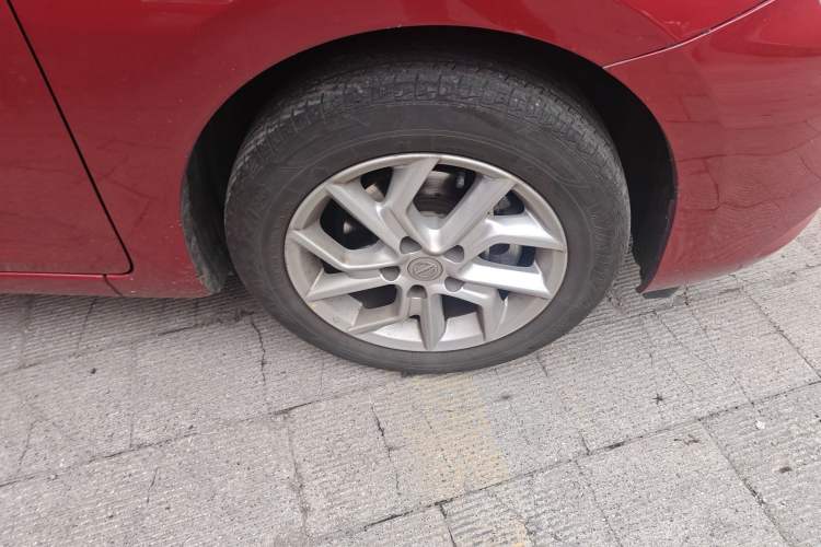 Used Nissan Tiida 2024 1.6L CVT Smart Drive Edition Right Front Wheel Hub