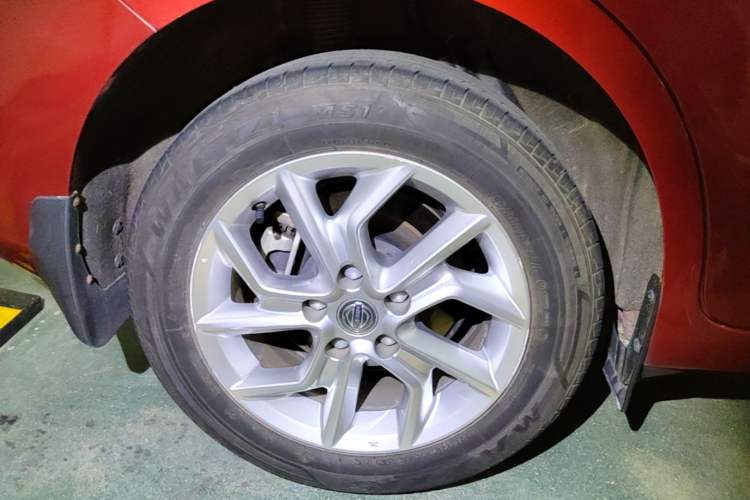 Used Nissan Tiida 2024 1.6L CVT Cool Dynamic Edition Right Rear Wheel Hub