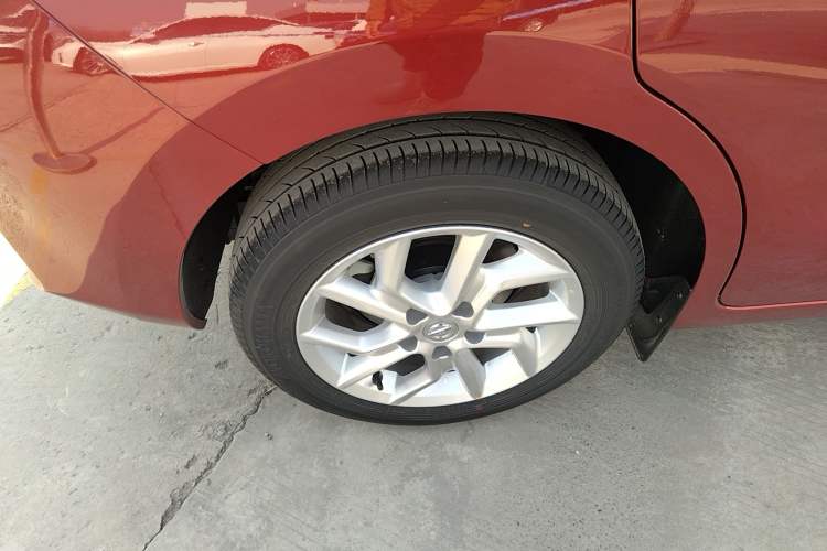 Used Nissan Tiida 2024 1.6L CVT Smart Drive Edition Right Rear Wheel Hub