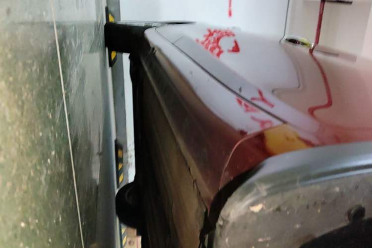 Used Nissan Tiida 2024 1.6L CVT Cool Dynamic Edition Right Side Sill