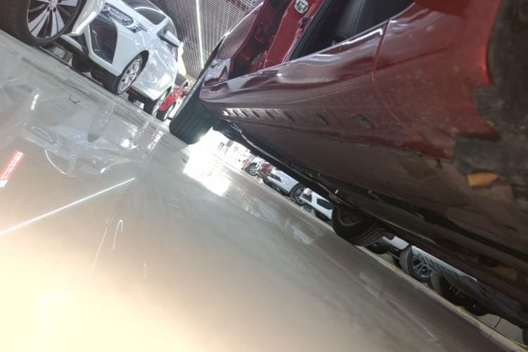 Used Nissan Tiida 2024 1.6L CVT Cool Dynamic Edition Right Side Sill