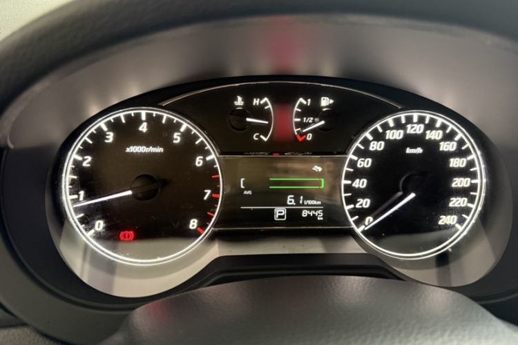 Used Nissan Tiida 2024 1.6L CVT Cool Dynamic Edition Steering Wheel