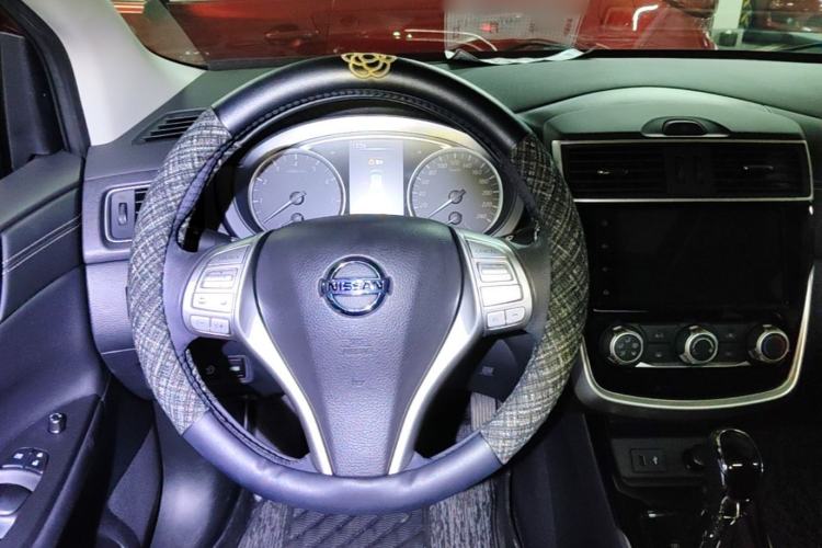 Used Nissan Tiida 2024 1.6L CVT Cool Dynamic Edition Steering Wheel