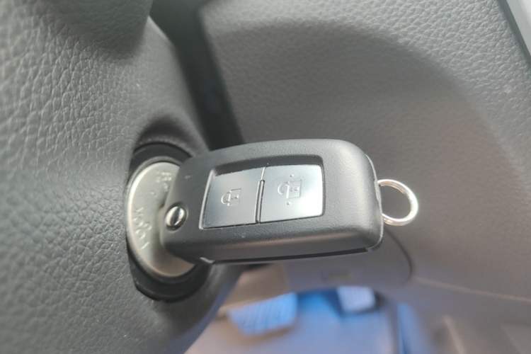 Used Nissan Tiida 2024 1.6L CVT Cool Dynamic Edition Vehicle Key