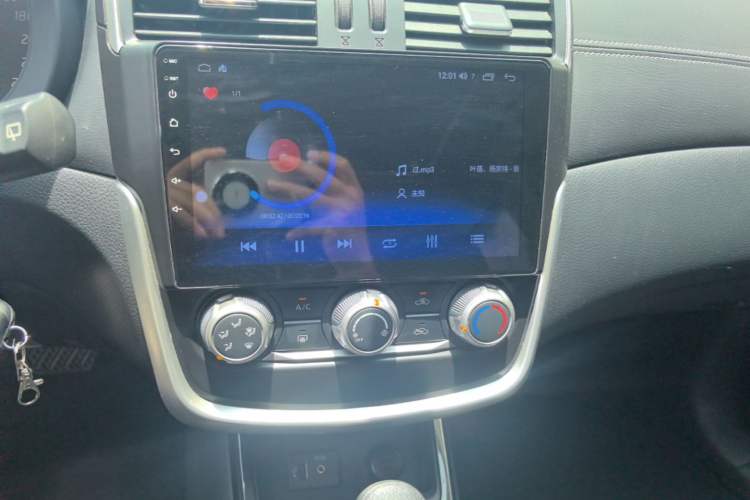 Used Nissan Tiida 2024 1.6L CVT Cool Dynamic Edition Audio And AC Panel