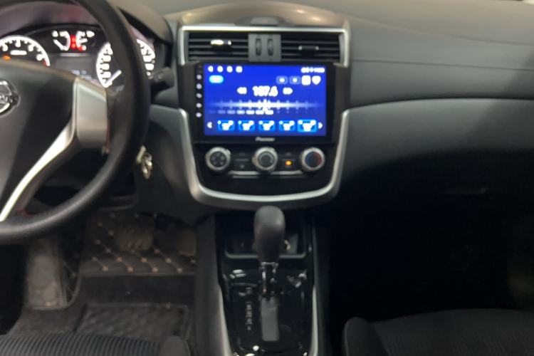 Used Nissan Tiida 2024 1.6L CVT Cool Dynamic Edition Audio And AC Panel