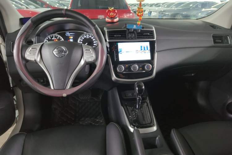 Used Nissan Tiida 2024 1.6L CVT Smart Drive Edition Center Console
