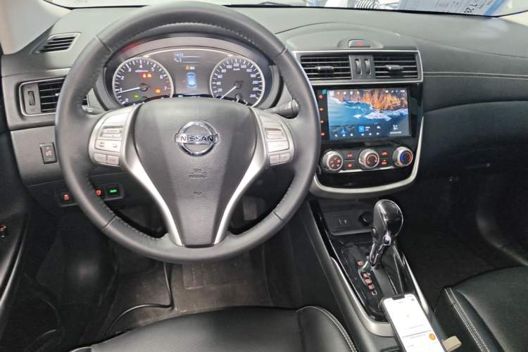 Used Nissan Tiida 2024 1.6L CVT Smart Drive Edition Center Console