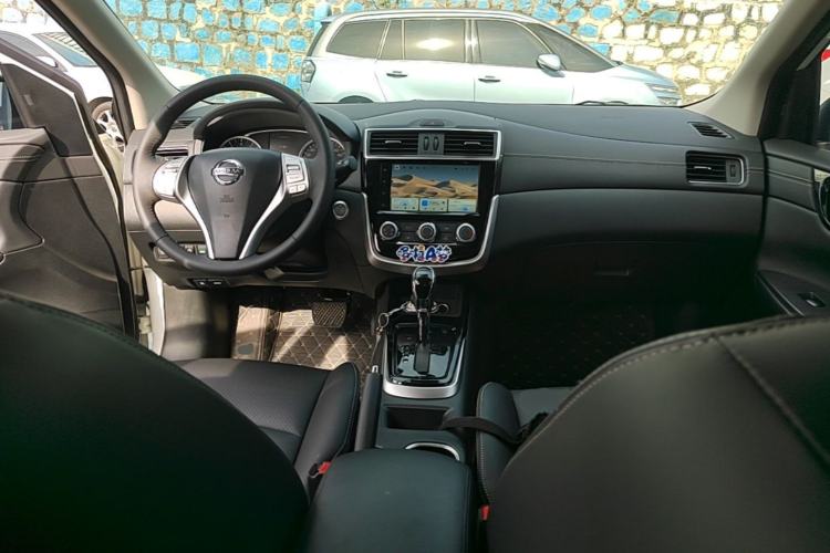 Used Nissan Tiida 2024 1.6L CVT Smart Drive Edition Center Console