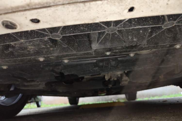 Used Nissan Tiida 2024 1.6L CVT ZhiZun Edition Chassis Front