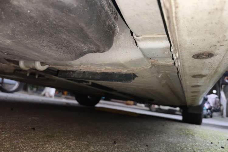 Used Nissan Tiida 2024 1.6L CVT ZhiZun Edition Chassis Rear Right