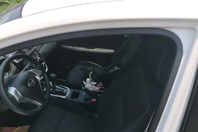 Used Nissan Tiida 2024 1.6L CVT Cool Dynamic Edition Driver Seat