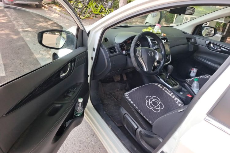 Used Nissan Tiida 2024 1.6L CVT Cool Dynamic Edition Driver Seat