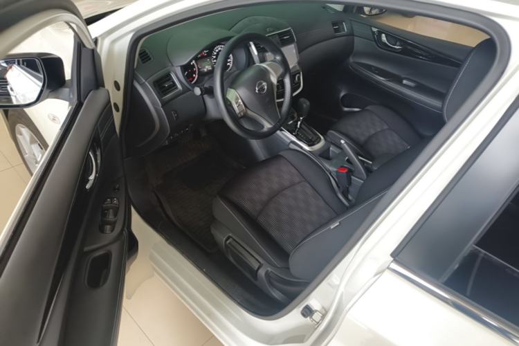 Used Nissan Tiida 2024 1.6L CVT Cool Dynamic Edition Driver Seat