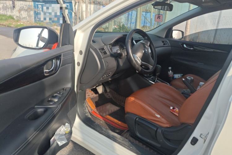 Used Nissan Tiida 2024 1.6L CVT Cool Dynamic Edition Driver Seat
