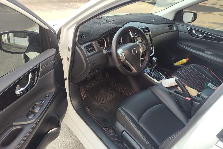 Used Nissan Tiida 2024 1.6L CVT Smart Drive Edition Driver Seat