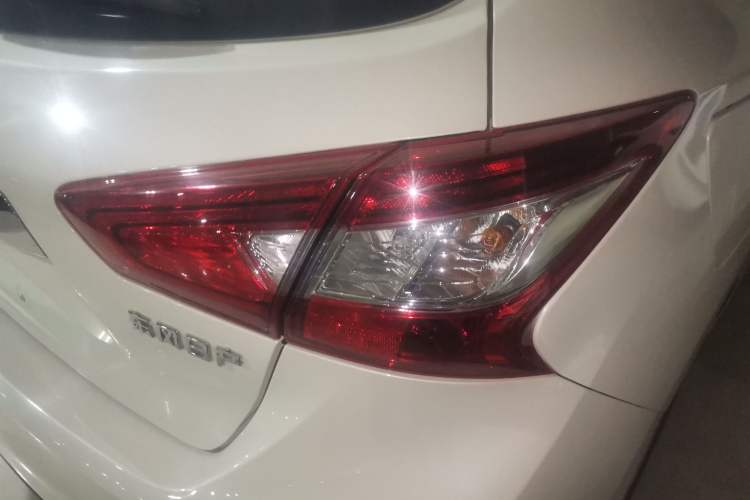 Used Nissan Tiida 2024 1.6L CVT Cool Dynamic Edition Exterior 3