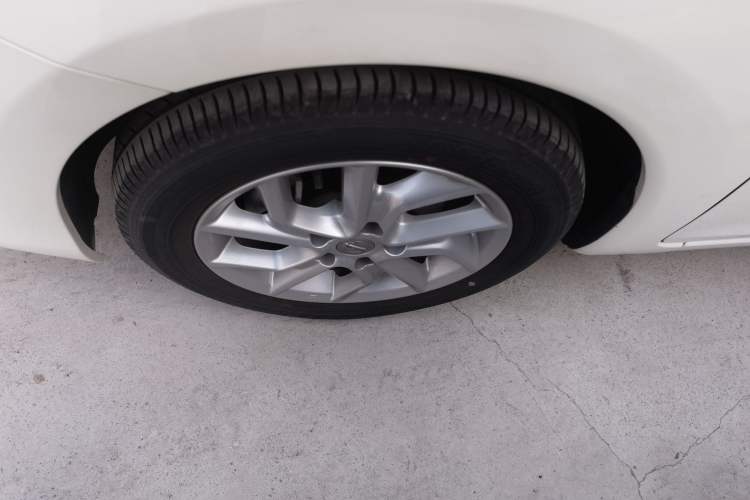 Used Nissan Tiida 2024 1.6L CVT Cool Dynamic Edition Exterior 7