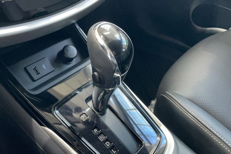 Used Nissan Tiida 2024 1.6L CVT Smart Drive Edition Gear Lever