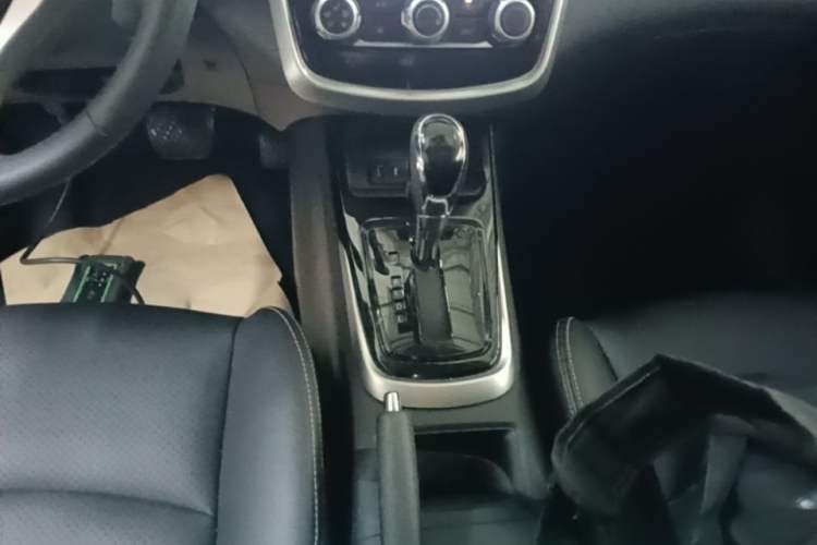 Used Nissan Tiida 2024 1.6L CVT Smart Drive Edition Gear Lever
