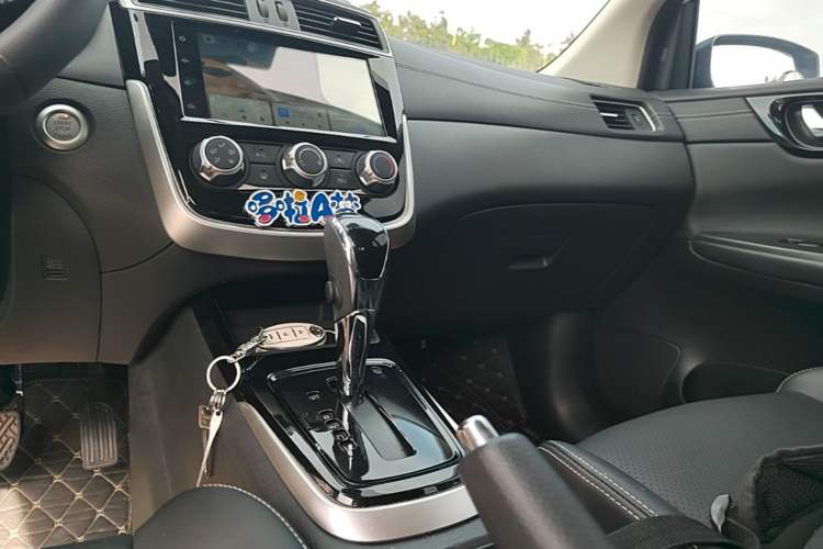 Used Nissan Tiida 2024 1.6L CVT Smart Drive Edition Gear Lever