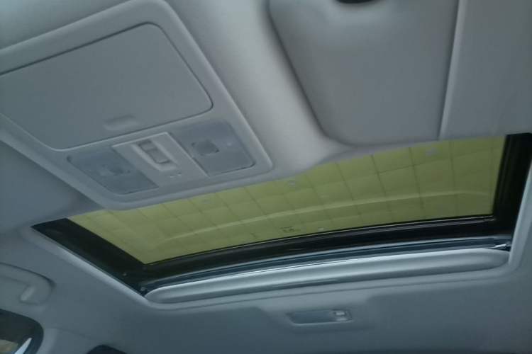 Used Nissan Tiida 2024 1.6L CVT Smart Drive Edition Headliner