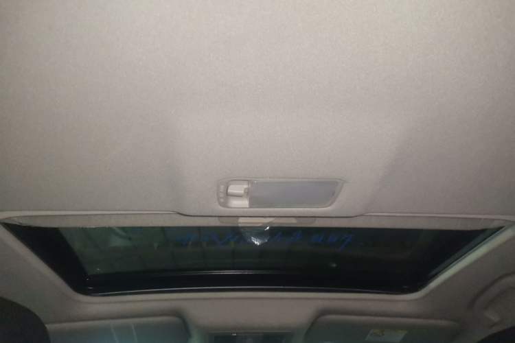 Used Nissan Tiida 2024 1.6L CVT Cool Dynamic Edition Headliner