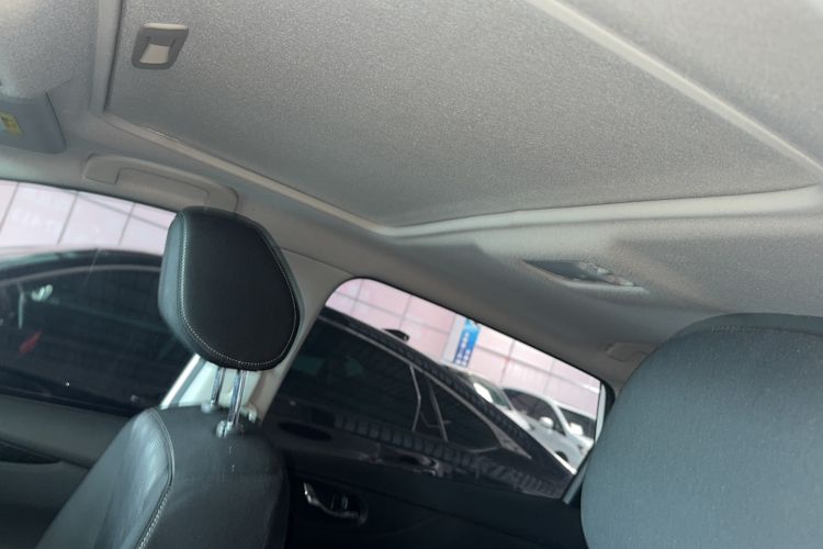 Used Nissan Tiida 2024 1.6L CVT Cool Dynamic Edition Headliner