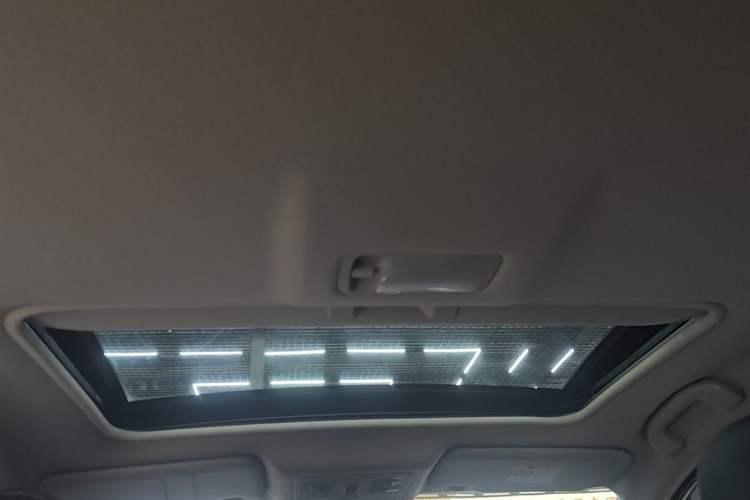 Used Nissan Tiida 2024 1.6L CVT Smart Drive Edition Headliner