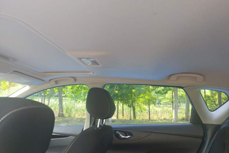 Used Nissan Tiida 2024 1.6L CVT Cool Dynamic Edition Headliner