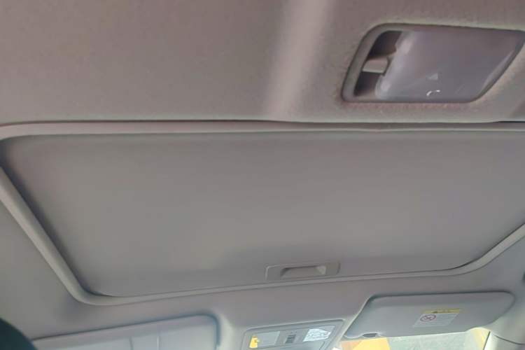 Used Nissan Tiida 2024 1.6L CVT Cool Dynamic Edition Headliner