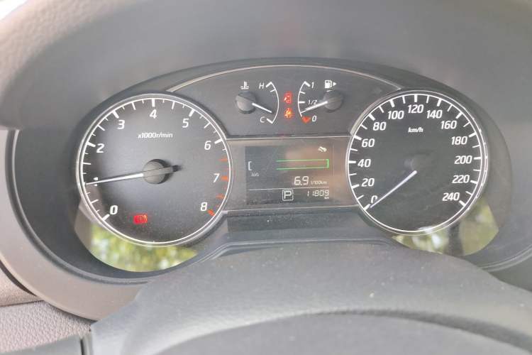 Used Nissan Tiida 2024 1.6L CVT Cool Dynamic Edition Instrument Cluster