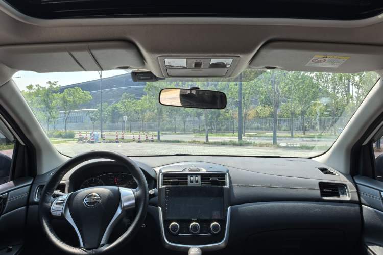 Used Nissan Tiida 2024 1.6L CVT Cool Dynamic Edition Interior 1