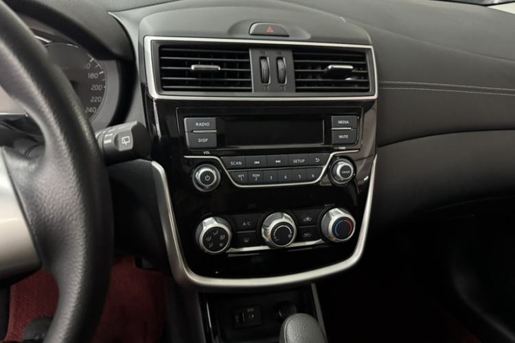 Used Nissan Tiida 2024 1.6L CVT Cool Dynamic Edition Interior 2