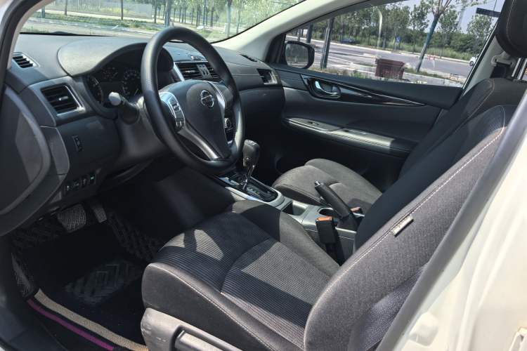 Used Nissan Tiida 2024 1.6L CVT Cool Dynamic Edition Interior 2